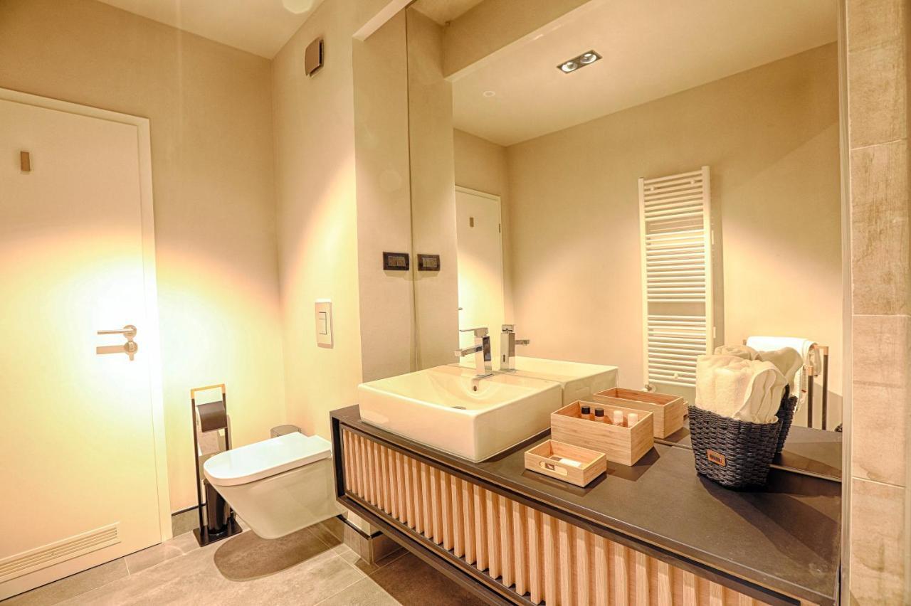 Nani Nani Boutique Hotel Брашов Екстериор снимка